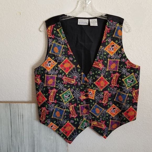 Basic Edition Lightweight Halloween Vest - Picture 2 of 6